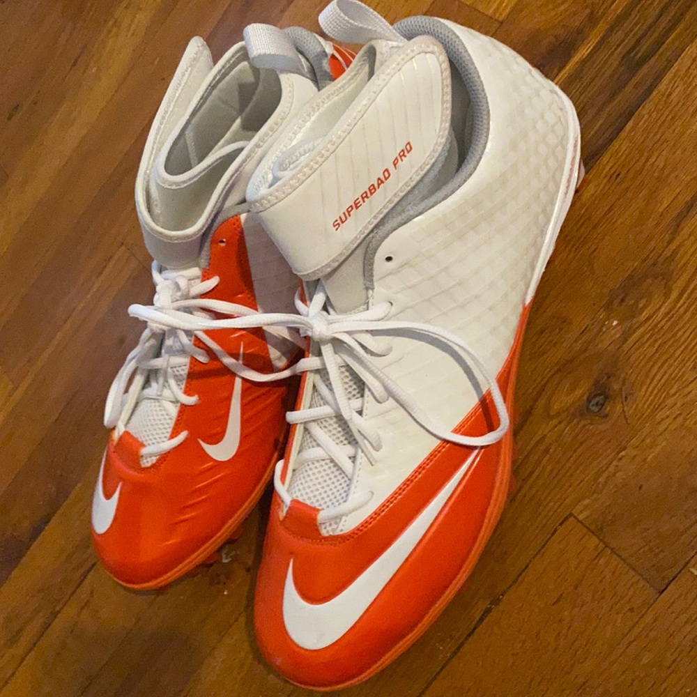 Men’s Nike size 16 super bad pros